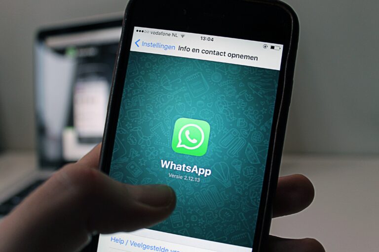 CONFIGURAR WHATSAPP PARA QUE NO ME VEAN EN LINEA
