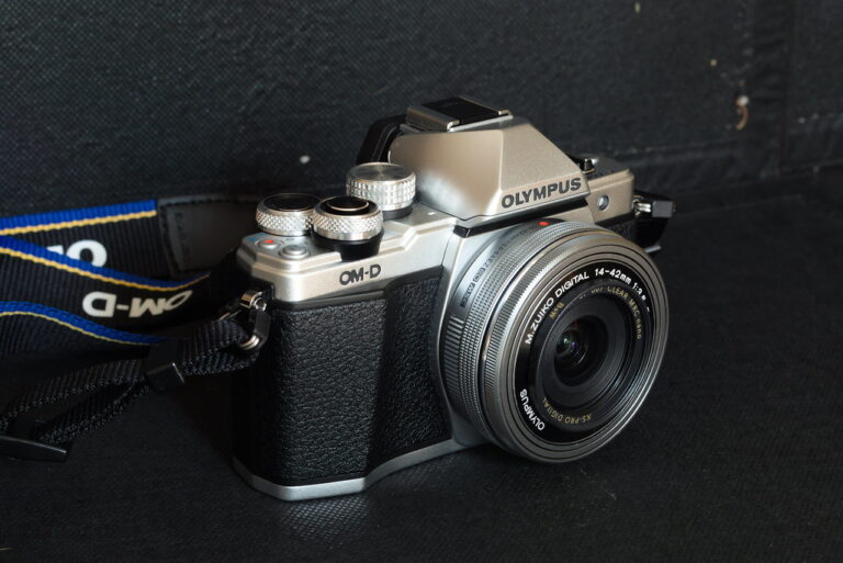 COMO CONFIGURAR CAMARA LOGITECH BRIO