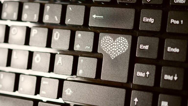 COMO CONFIGURAR EL TECLADO CUANDO SE DESCONFIGURA