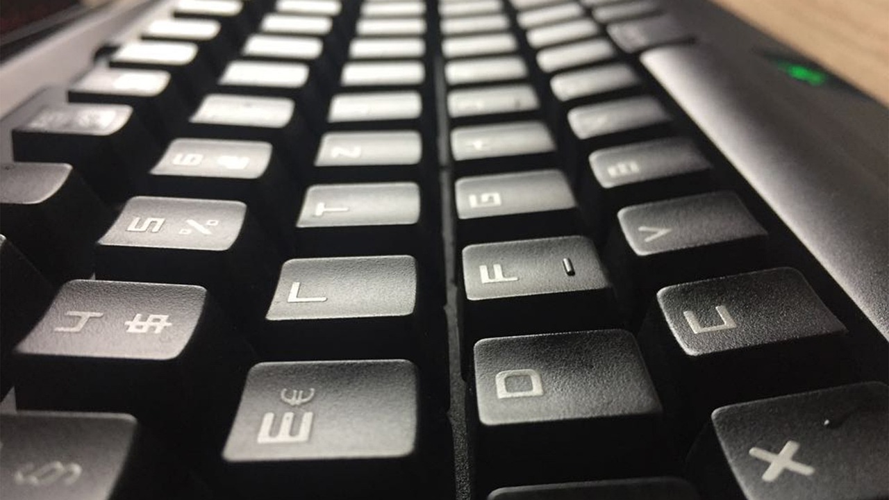 COMO CONFIGURAR LA LETRA Ñ EN EL TECLADO
