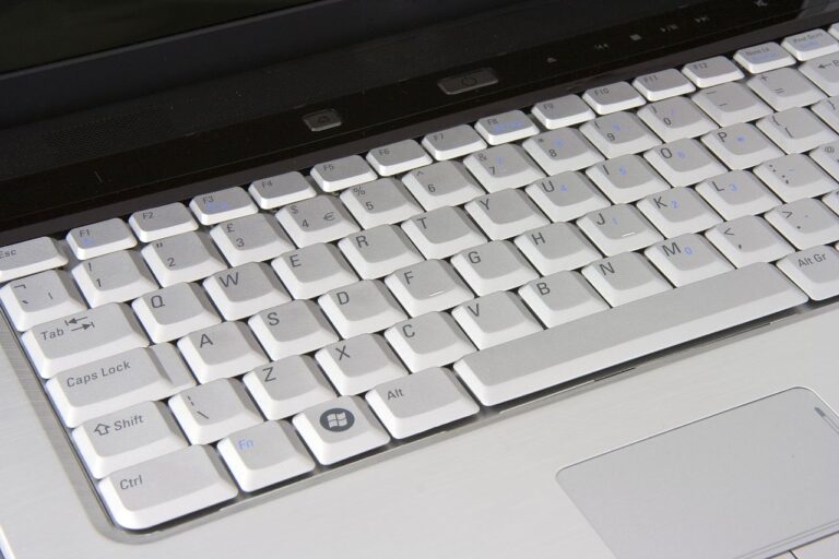 COMO CONFIGURAR UN TECLADO EN ESPAÑOL